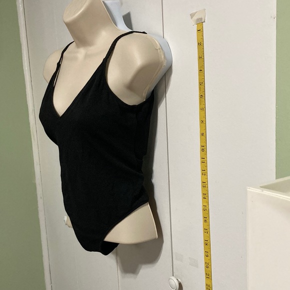 LEITH Black Textured One Piece Swimsuit V Neck Plunge Back Womens Medium - Picture 7 of 13